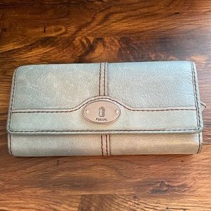 Fossil wallet